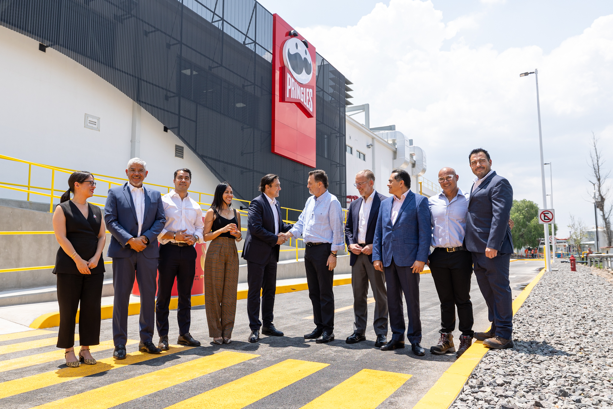 Kellanova apuesta por lo "Hecho en México" con nueva planta de Pringles en Querétaro