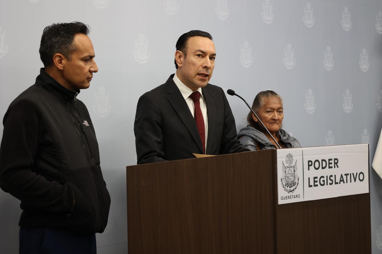 El diputado Arturo Maximiliano García, solicita la reubicación de una empresa de reciclaje en atención a vecinos que viven en la zona